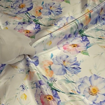 Атлас с блеском Кристалл с акварельными цветами